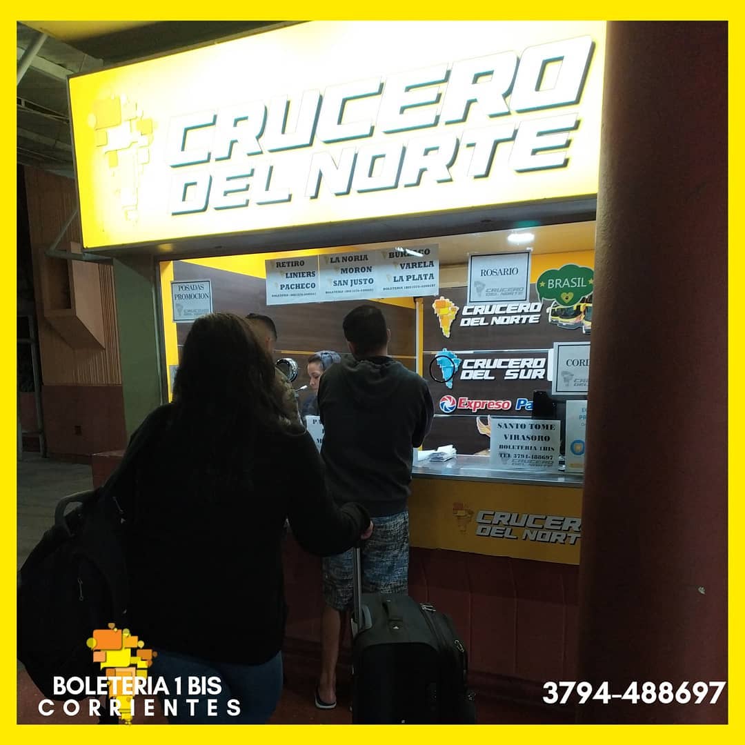 TERMINAL DE ÓMNIBUS: Crucero del Norte Terminal de Corrientes