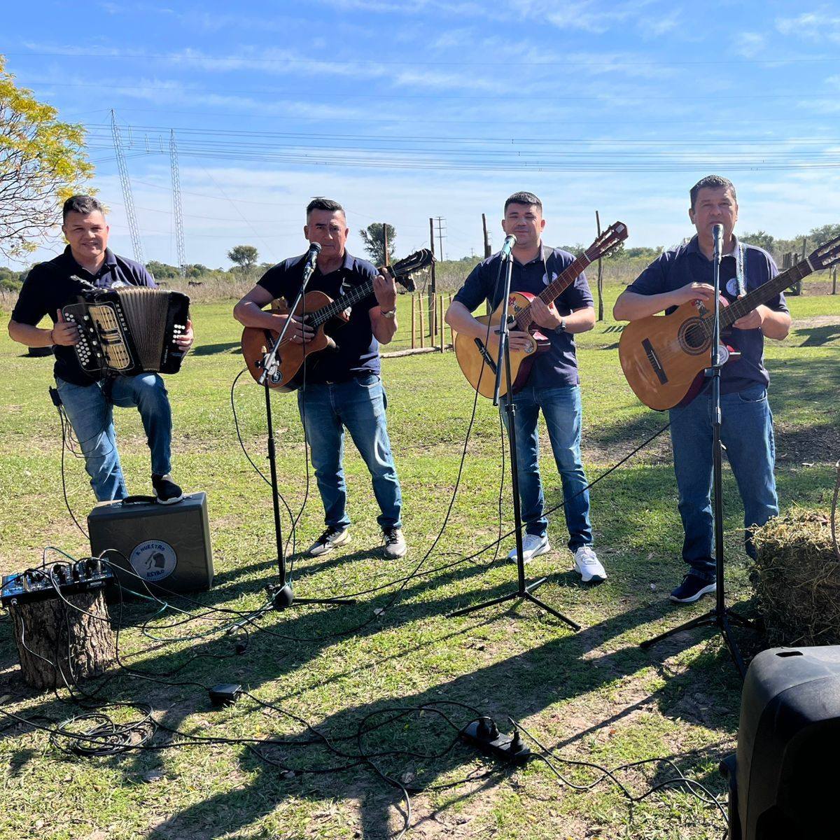 ACTIVIDADES: Grupo Chamamecero "A Nuestro Estilo"