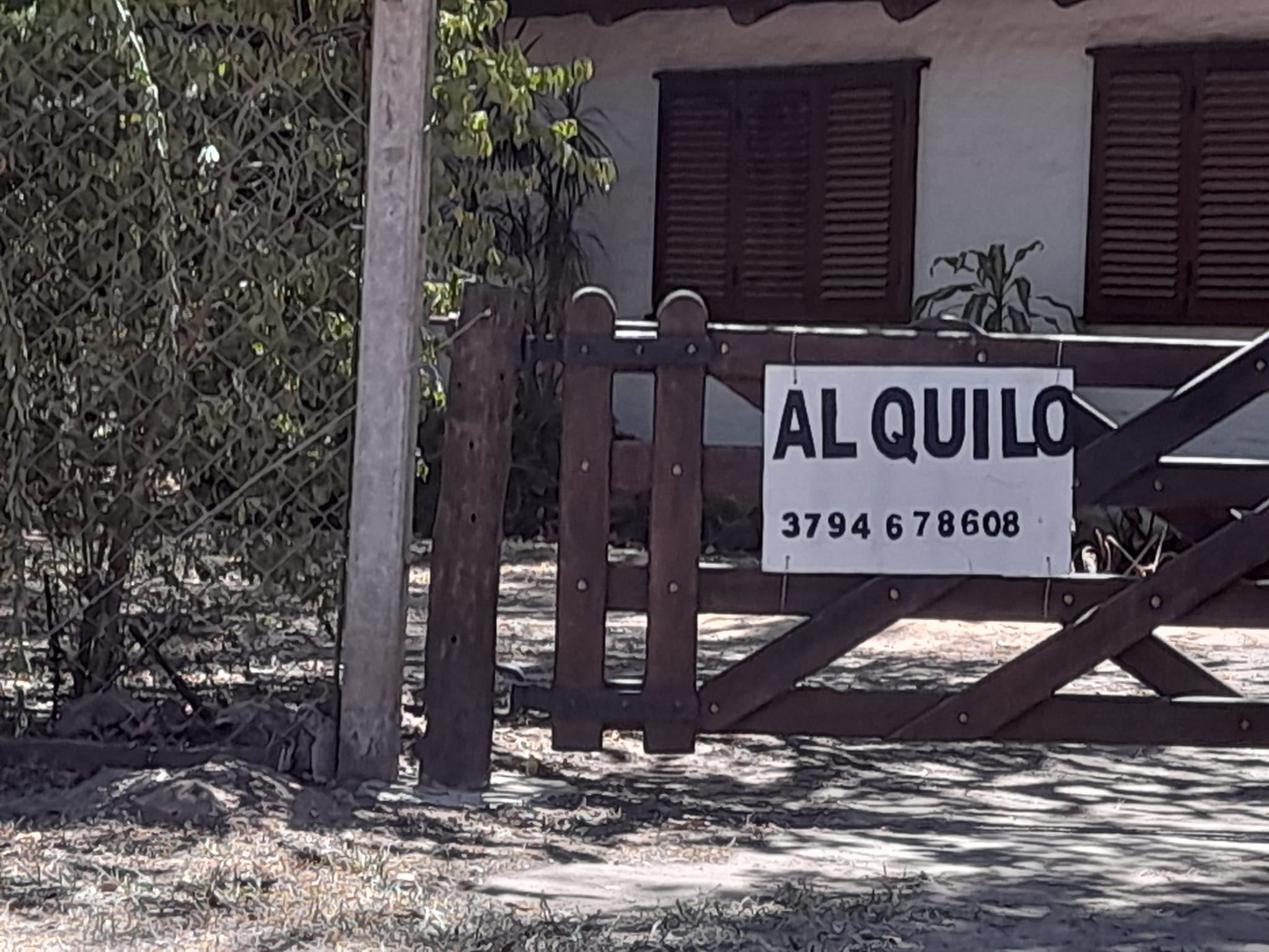 ALOJAMIENTO: VIA Publica 1